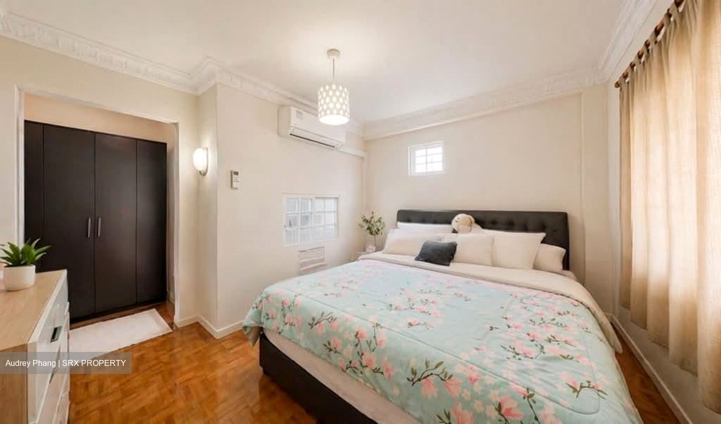 Tampines Street 33 (Tampines),  #557565621